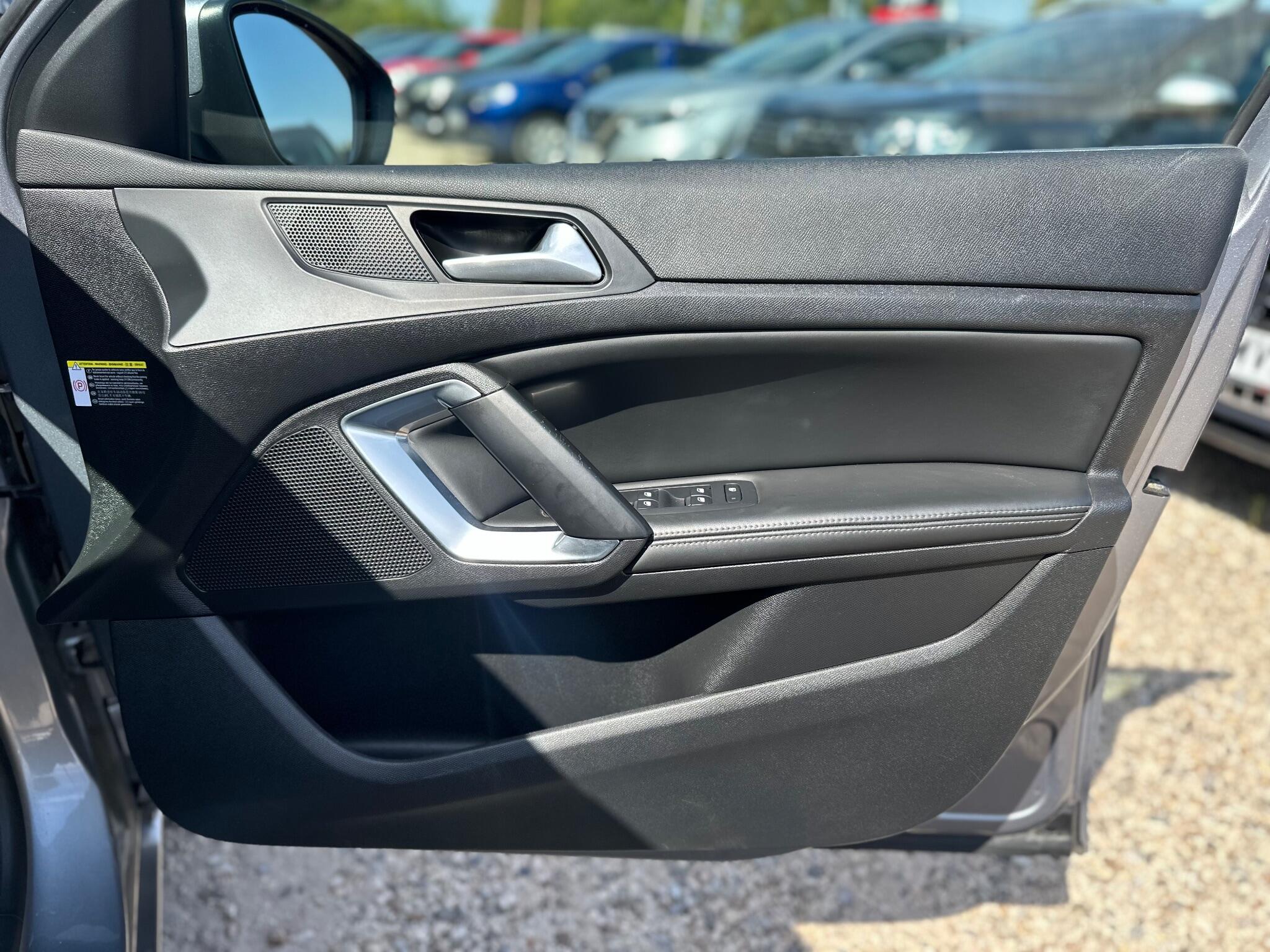 Peugeot 308 view 62