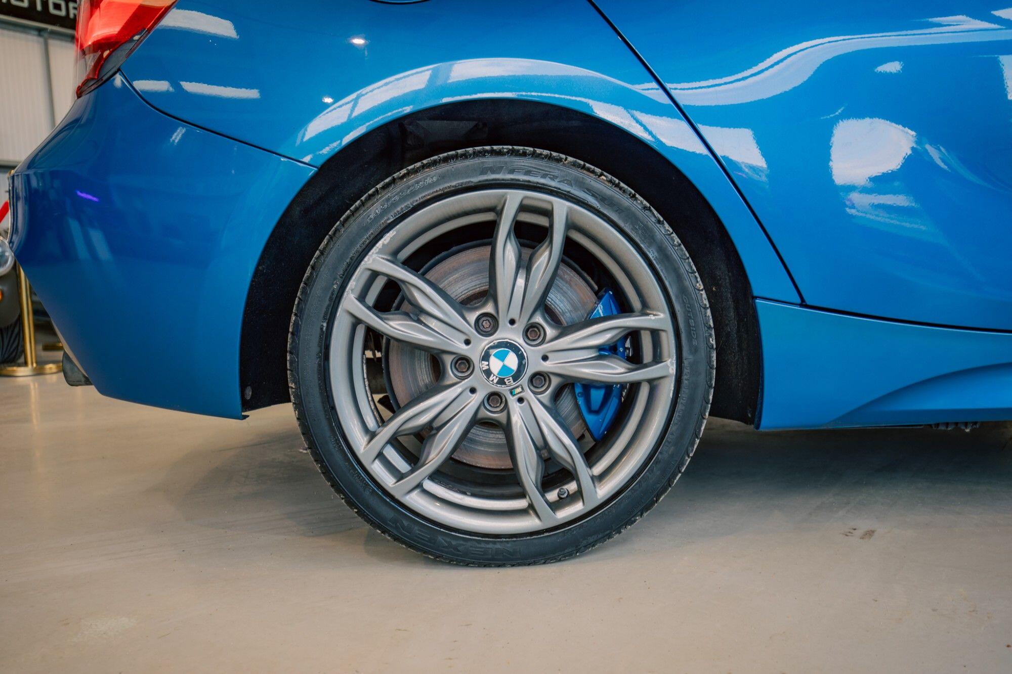 BMW 1 Series view 7