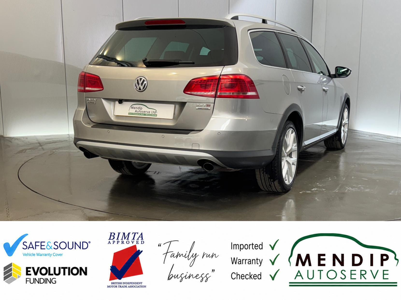 Volkswagen Passat view 26