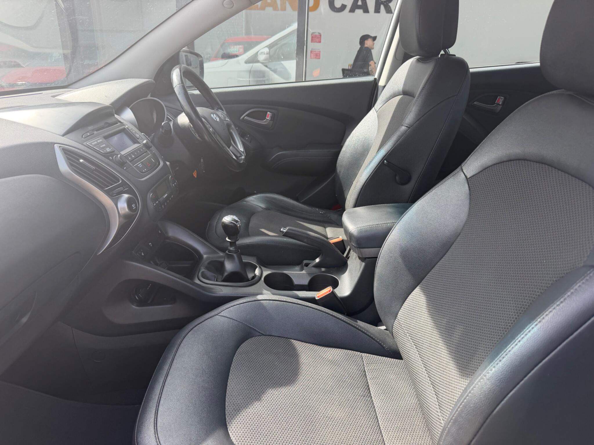 Hyundai ix35 view 15