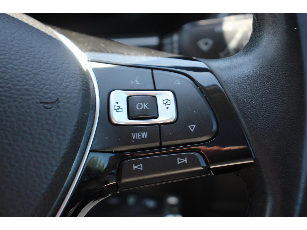Volkswagen Tiguan view 28
