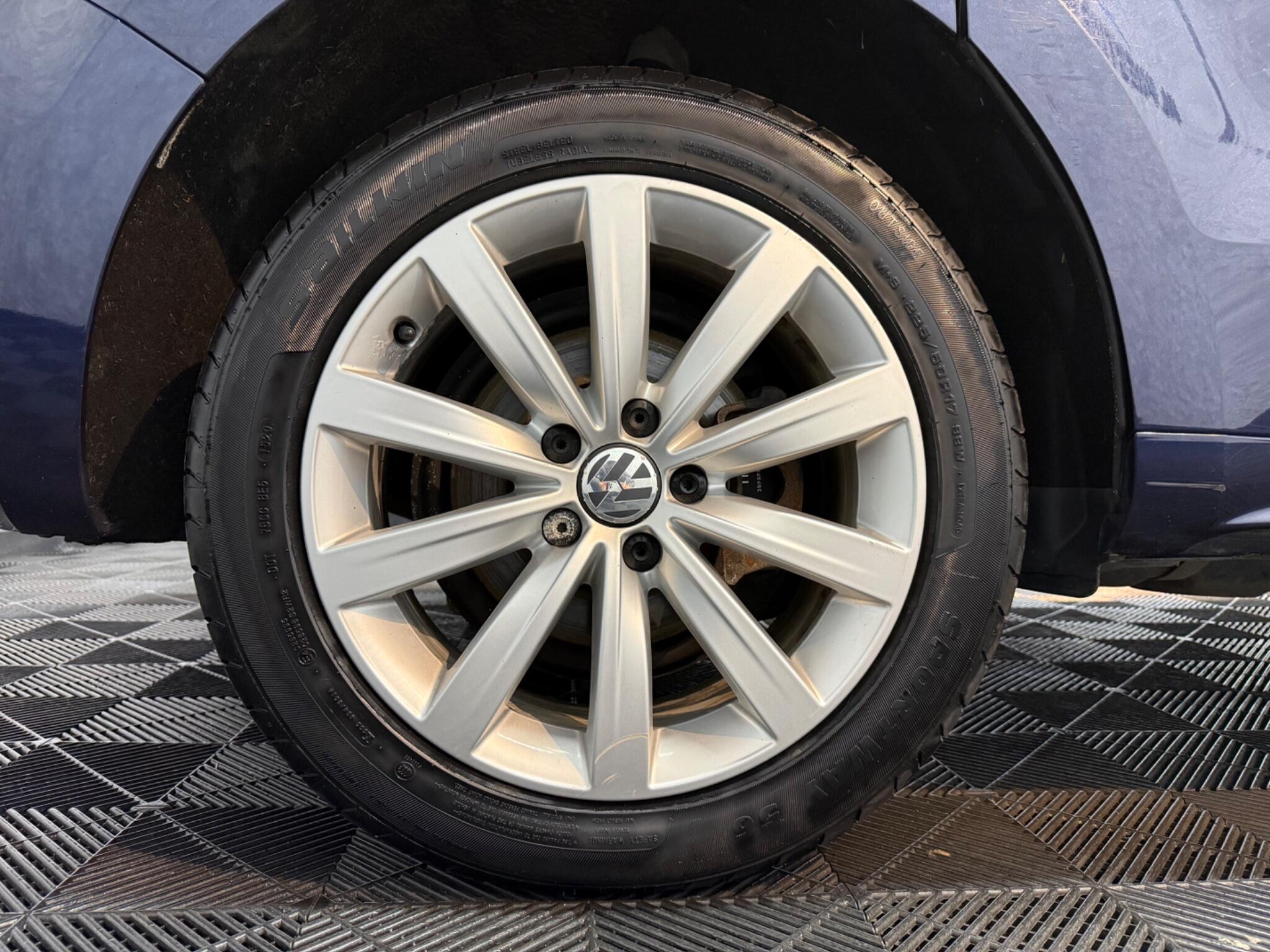 Volkswagen Sharan view 24