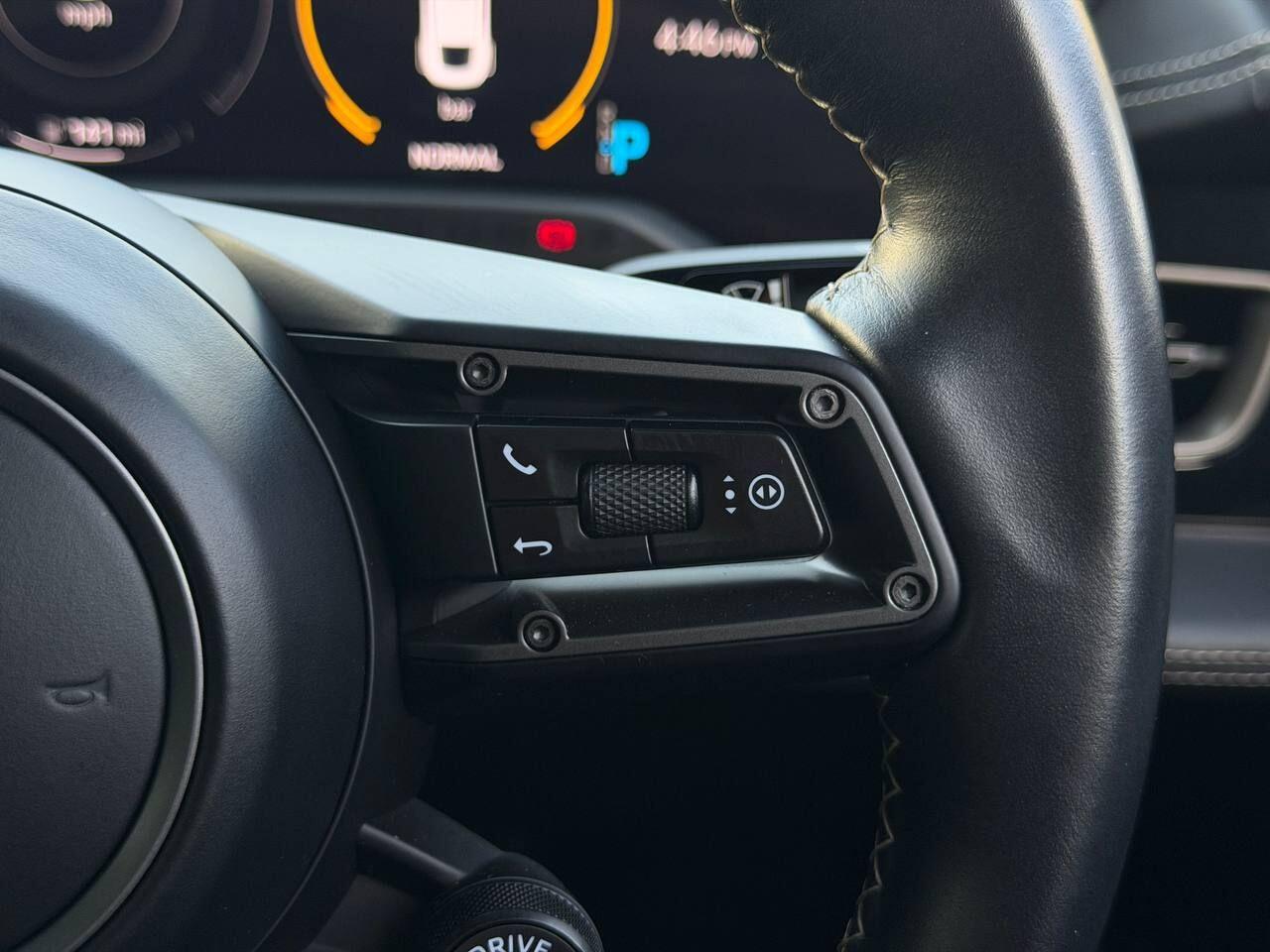 Porsche Taycan view 38
