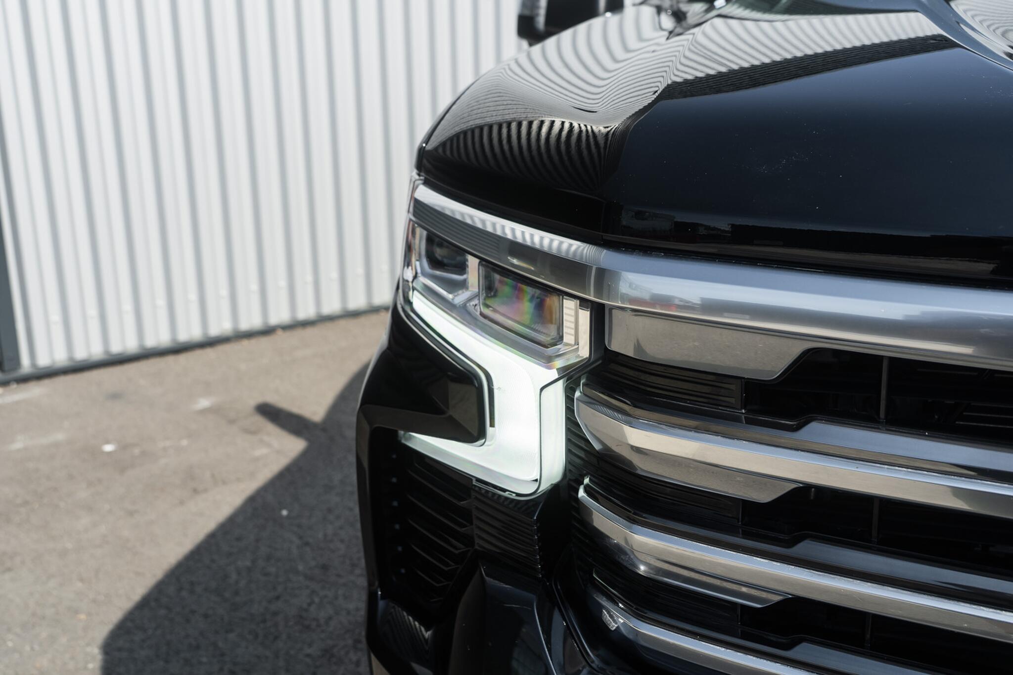 Chevrolet Silverado view 11