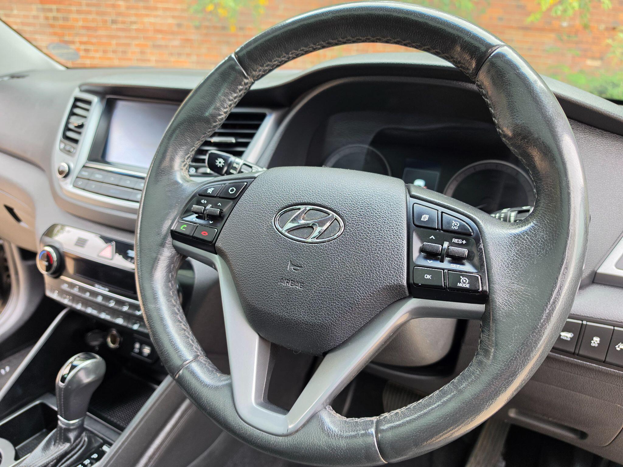 Hyundai Tucson view 33