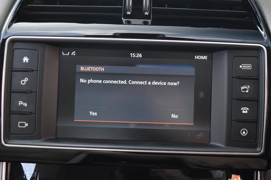 Jaguar Xe view 58