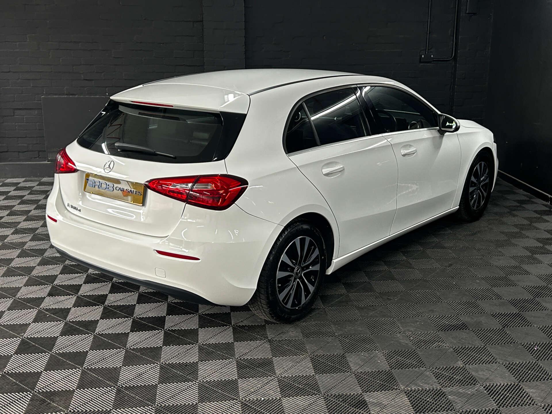 Mercedes-Benz A Class view 24