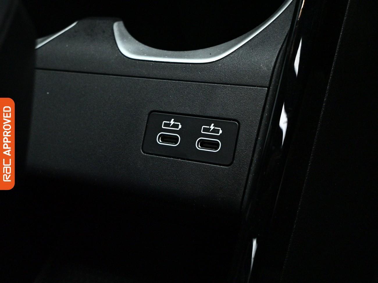 BMW Ix2 view 24