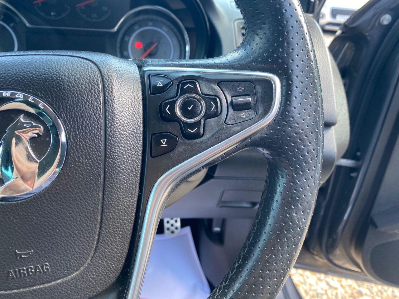 Vauxhall Insignia view 21