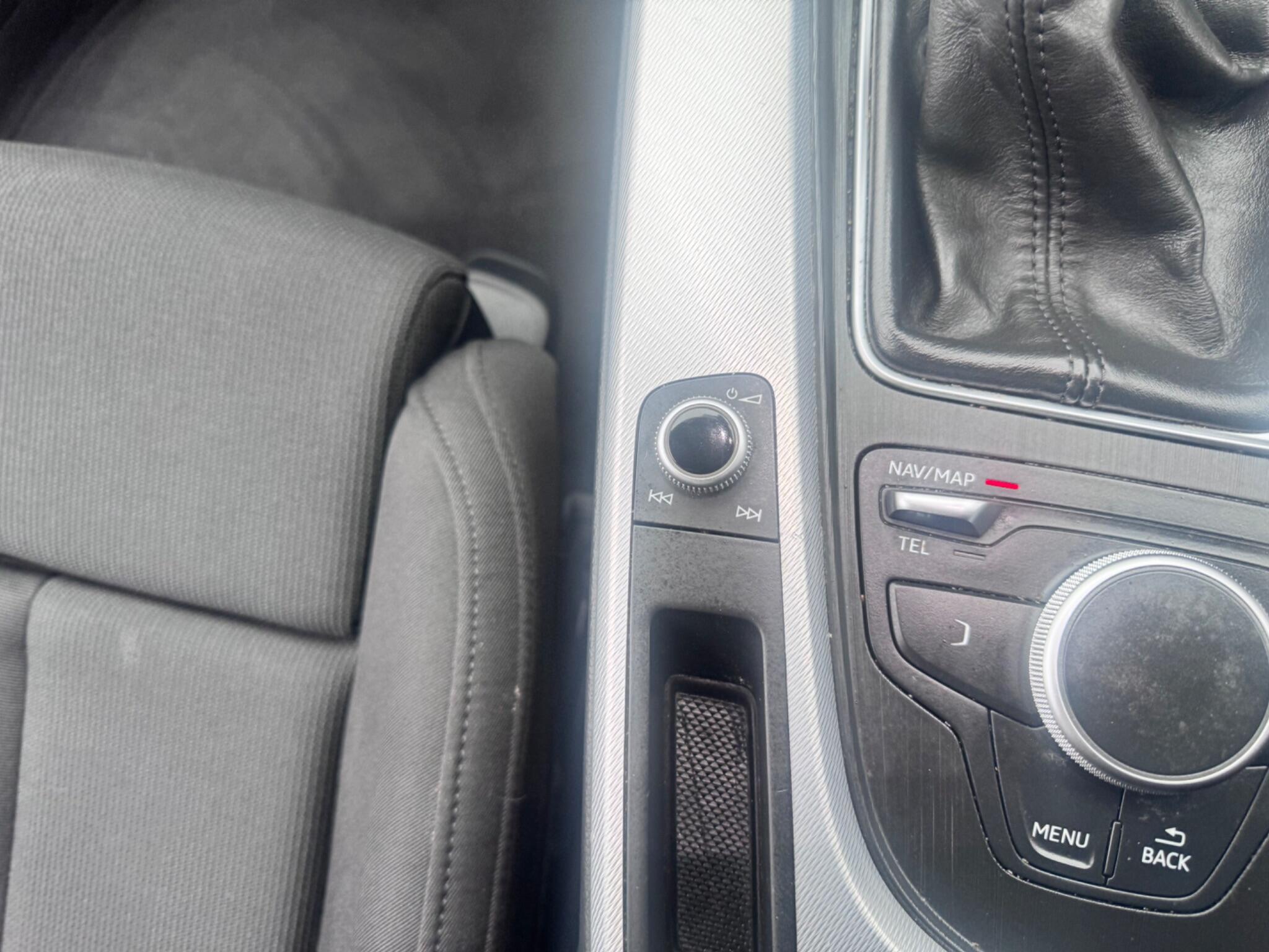 Audi A4 view 18