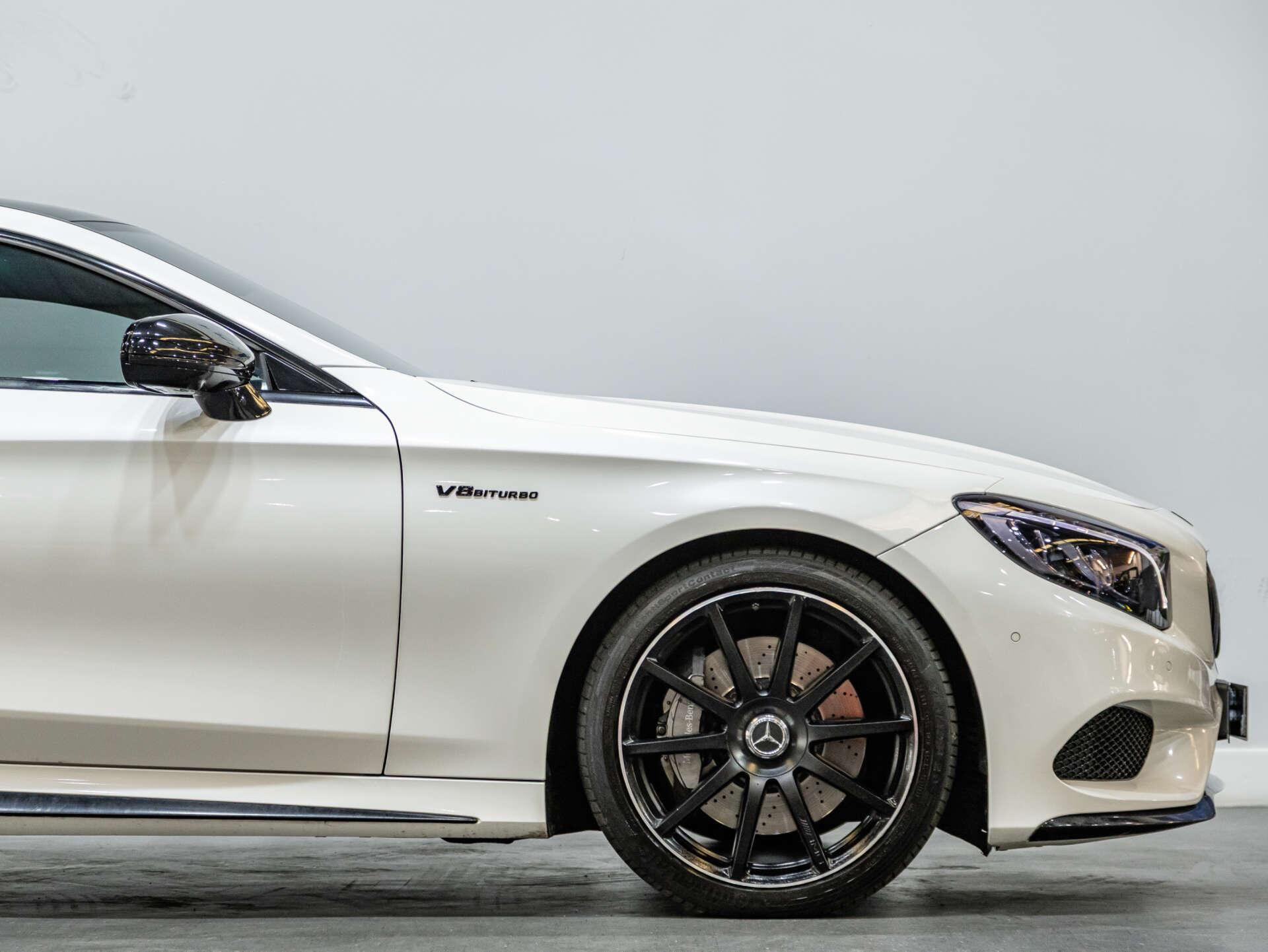 Mercedes-Benz S-Class view 22