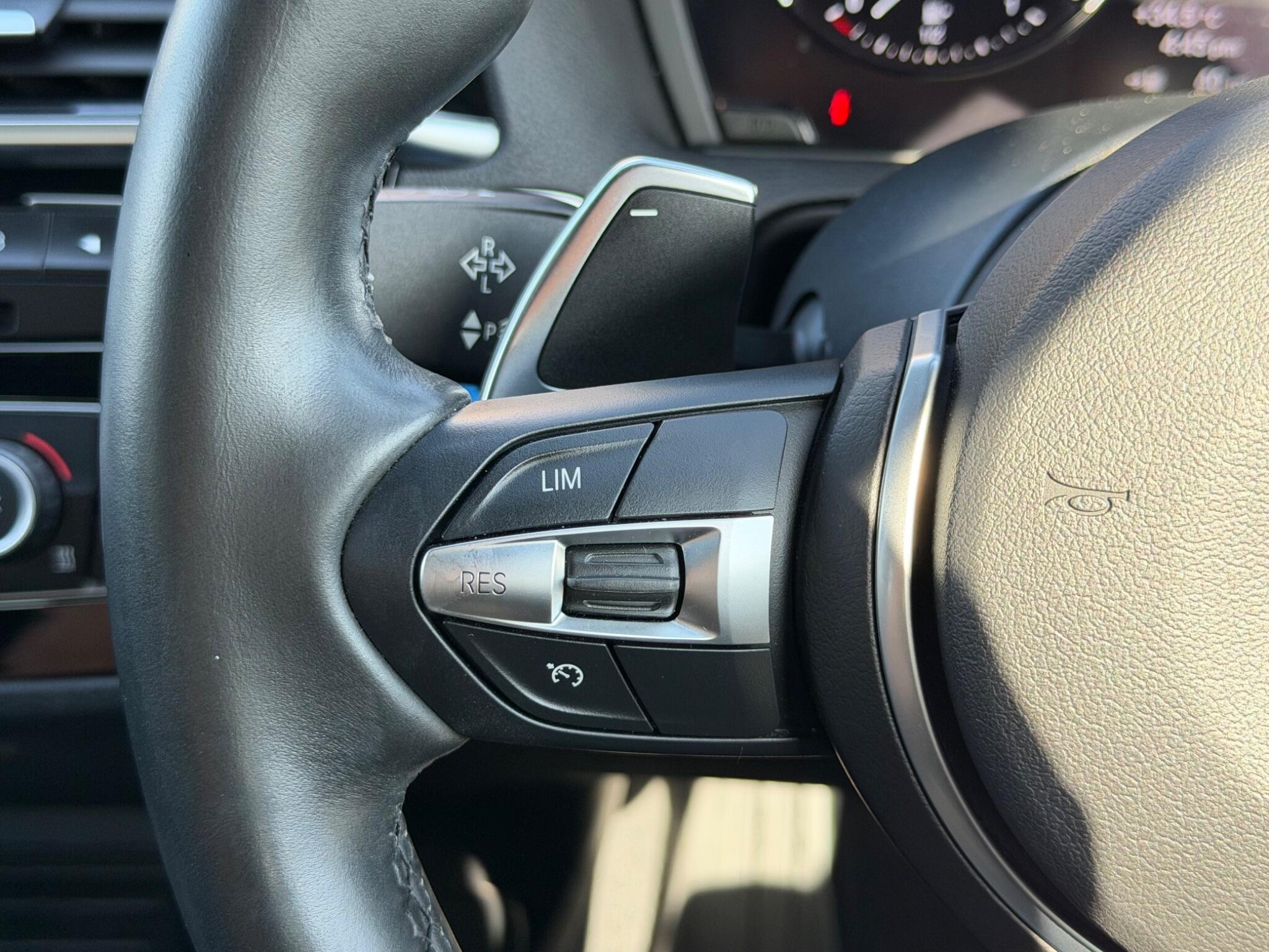 BMW 1 Series view 27