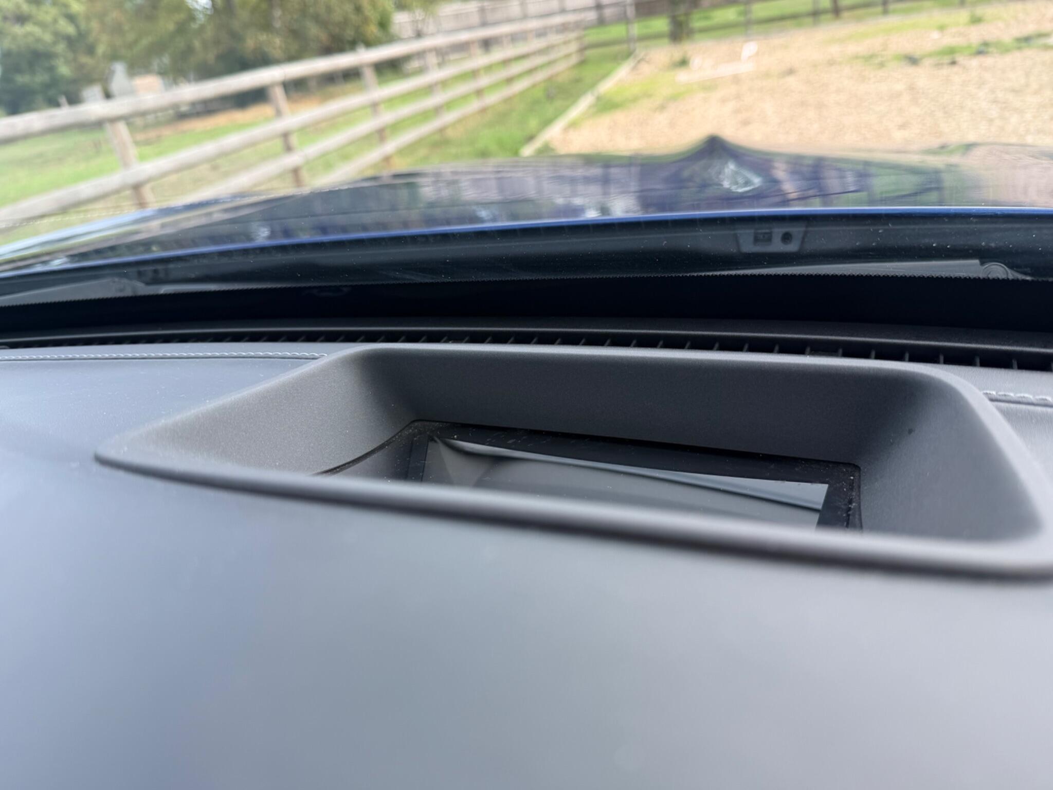 Mercedes-Benz C-Class view 16