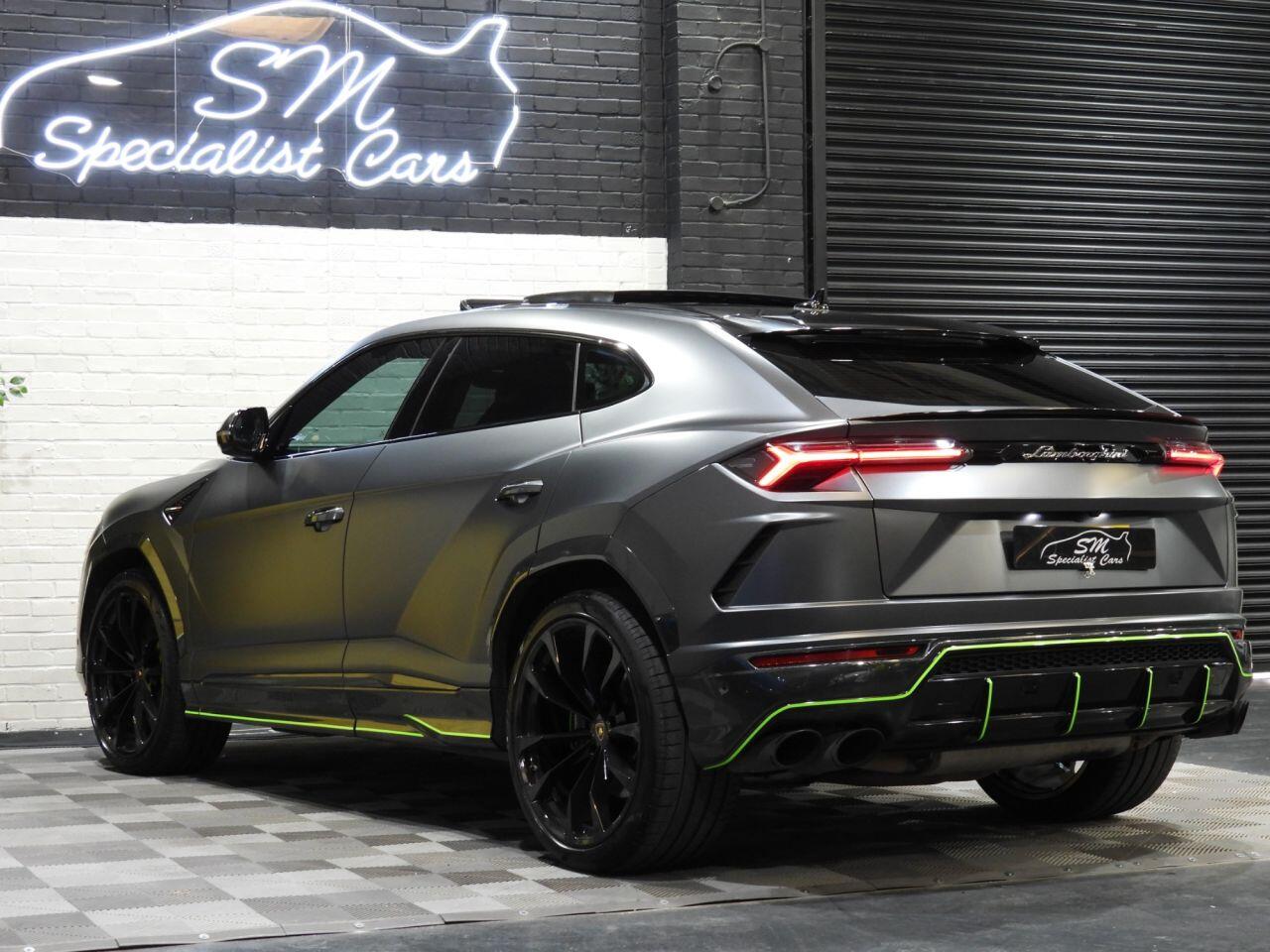 Lamborghini Urus view 13