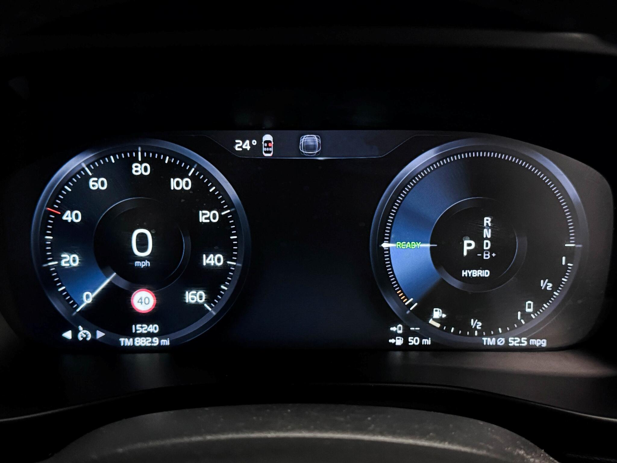 Volvo XC40 view 14