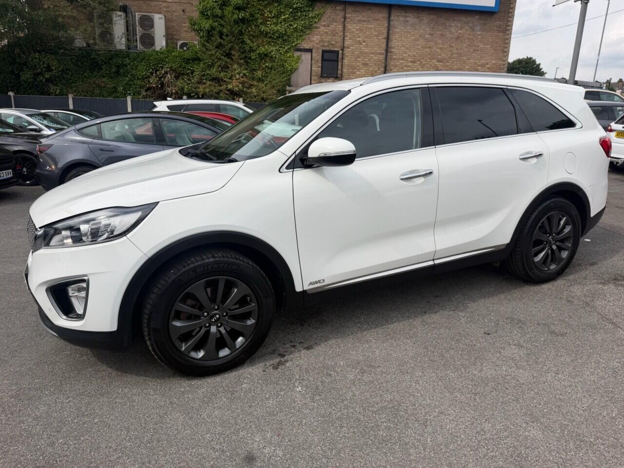 Kia Sorento view 11