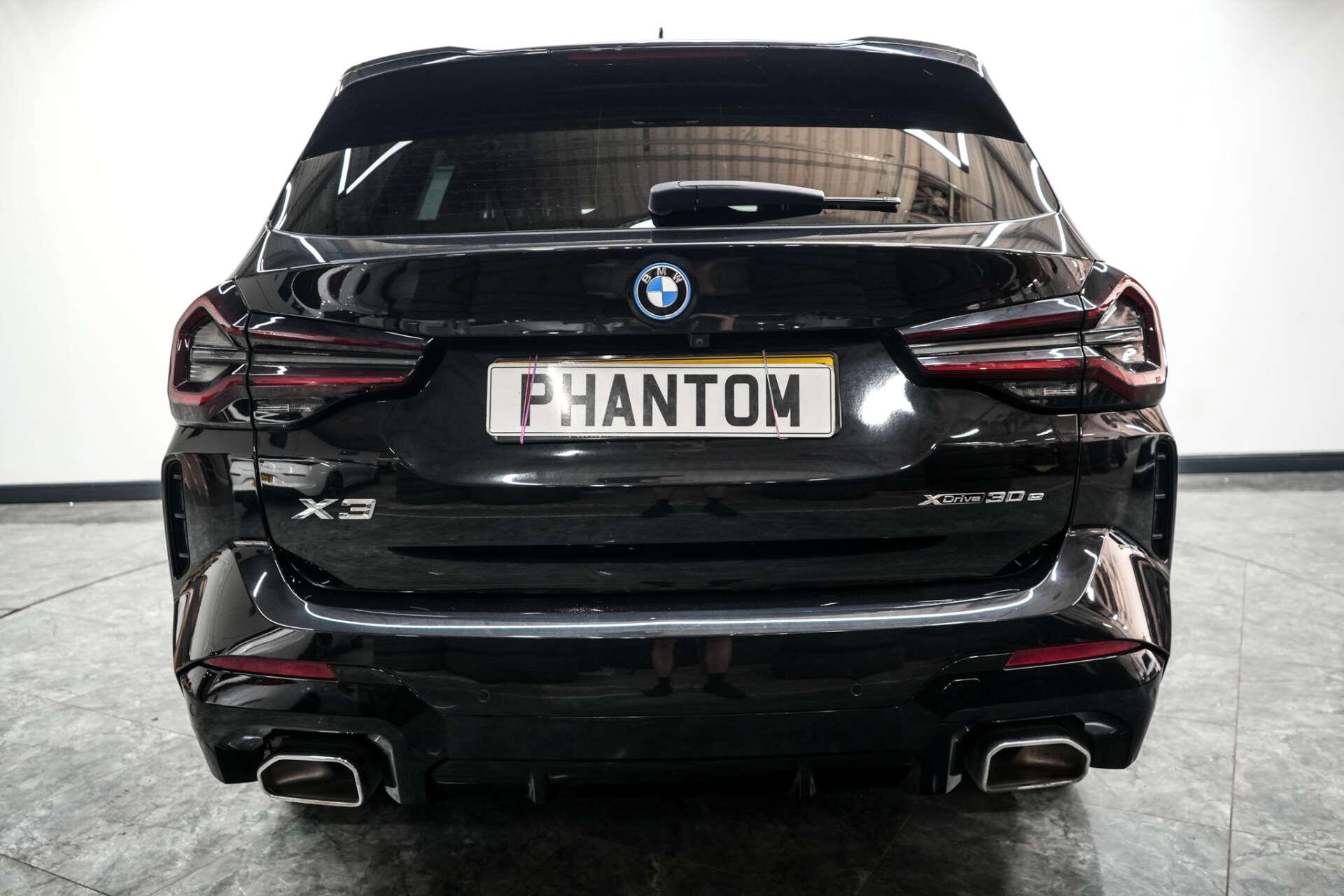 BMW X3 view 10