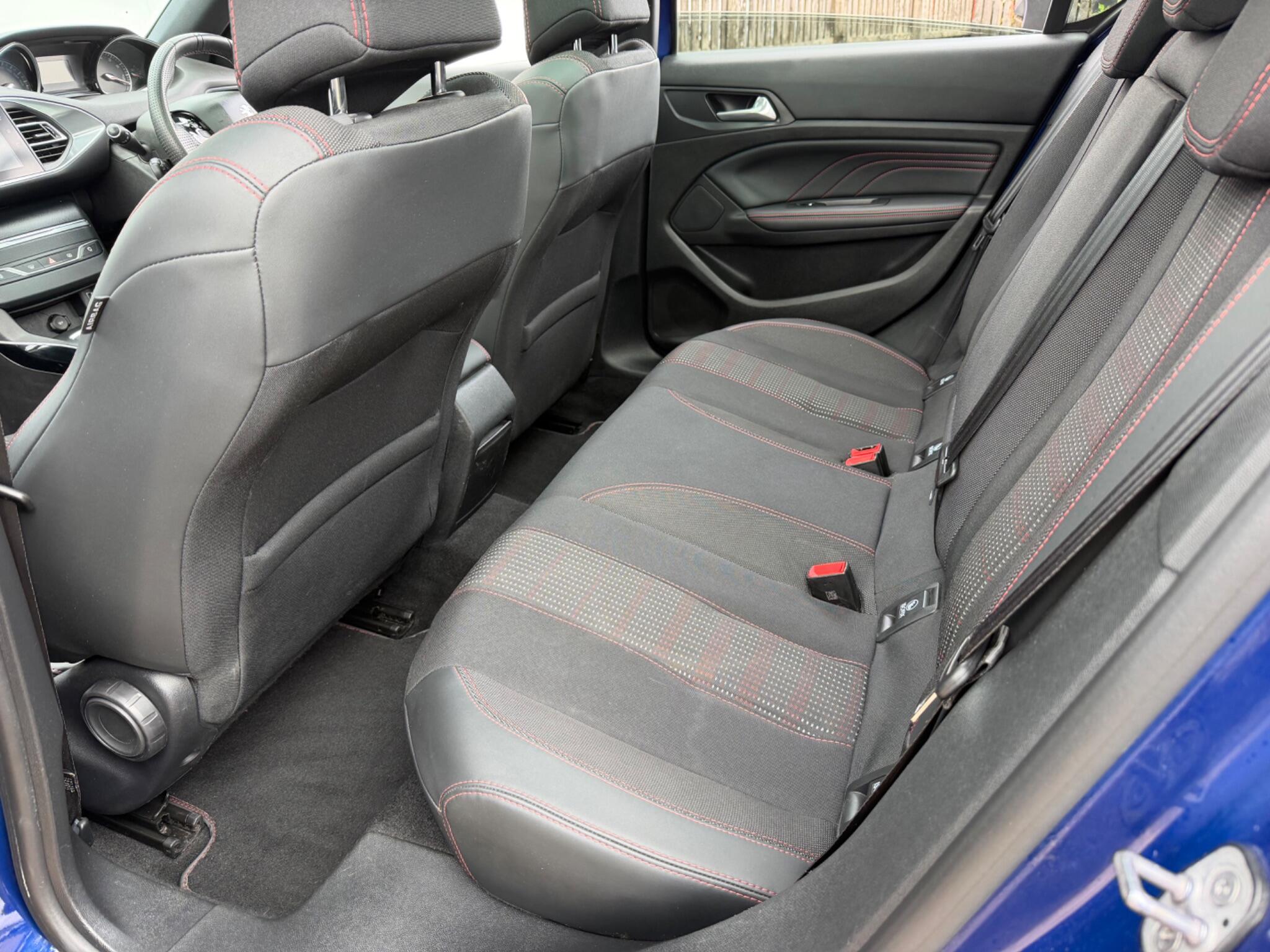 Peugeot 308 view 31