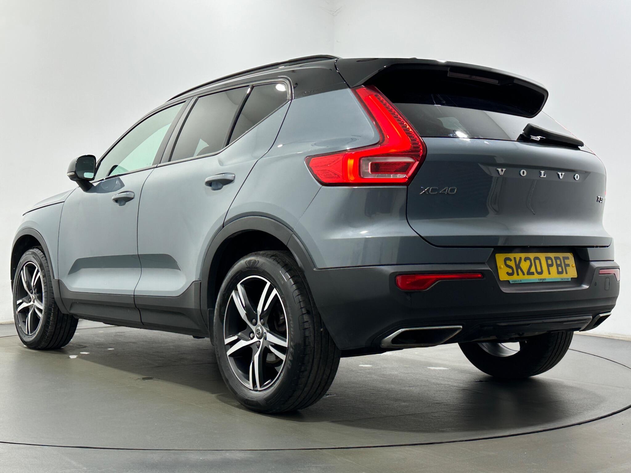 Volvo XC40 view 46