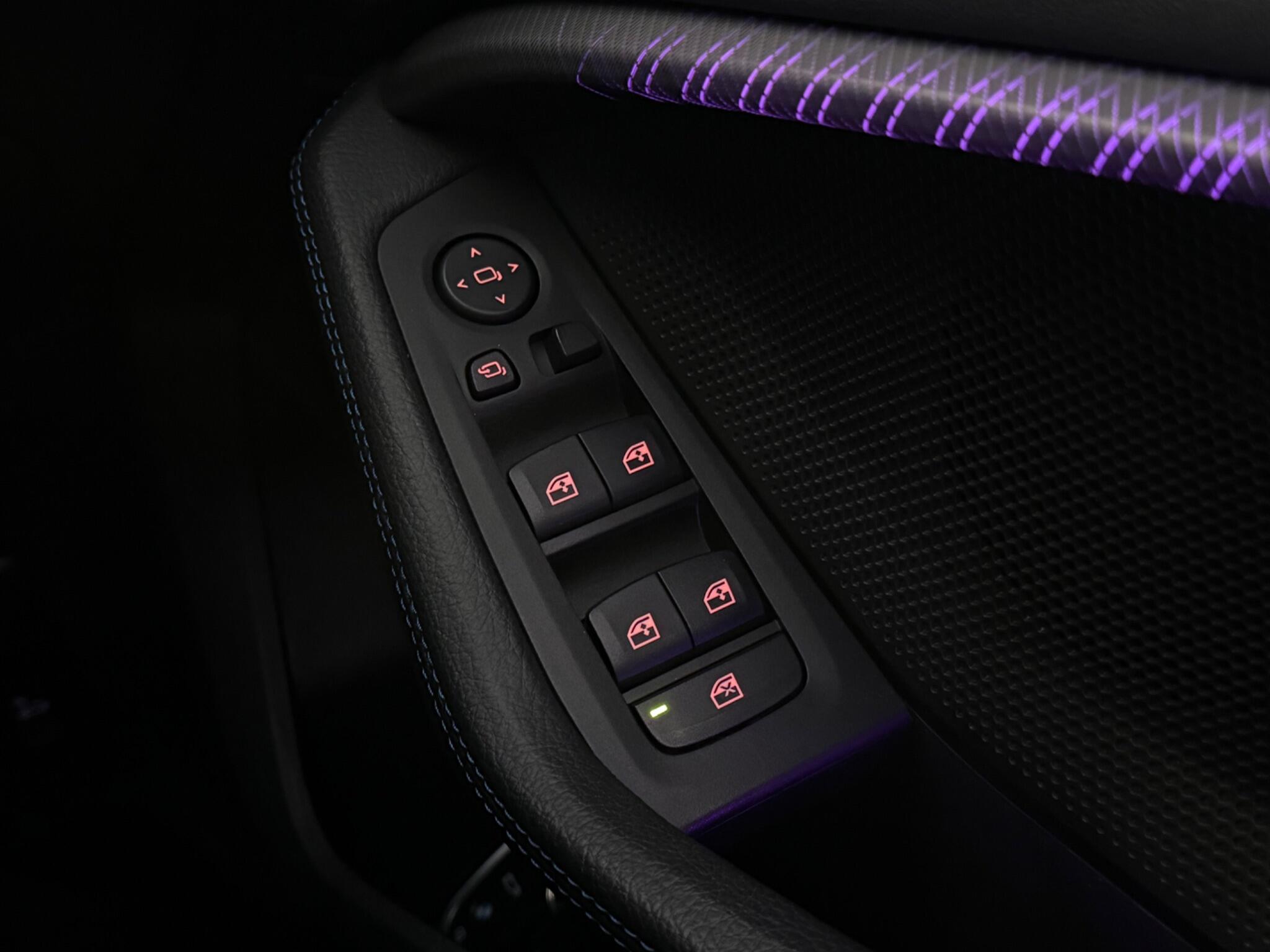 BMW 2 Series view 19