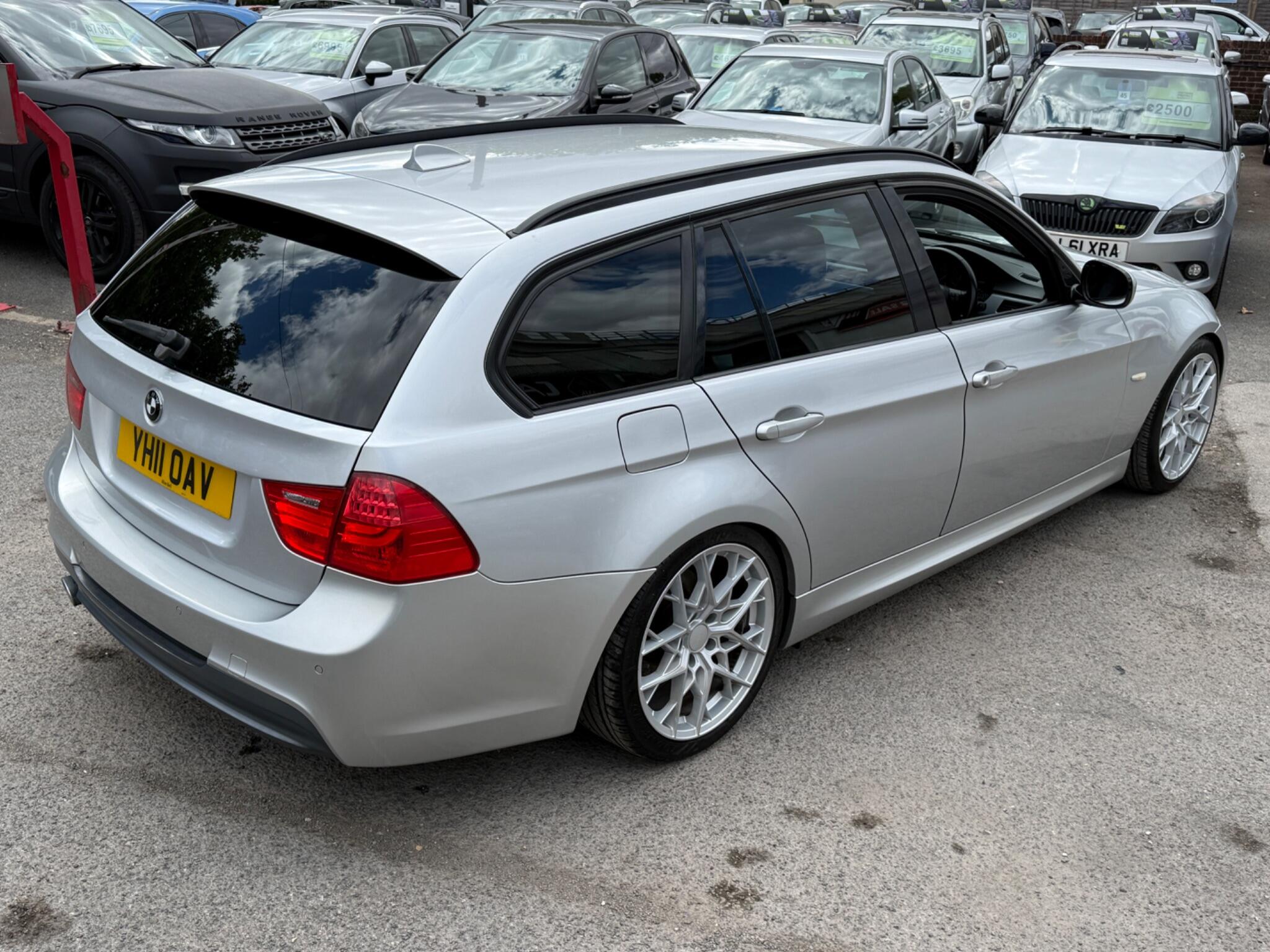 BMW 3 Series - Image 18