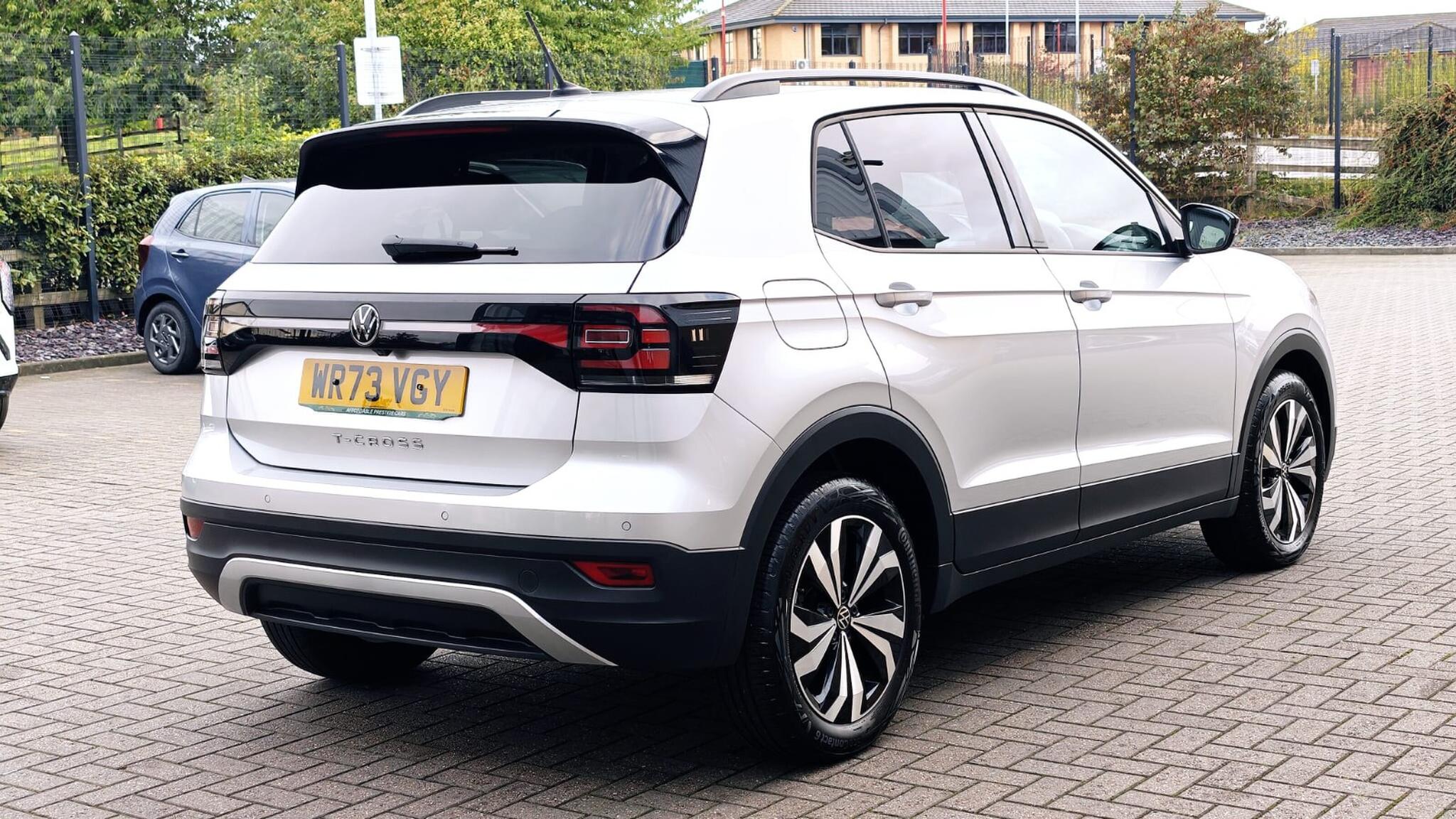 Volkswagen T-Cross view 5