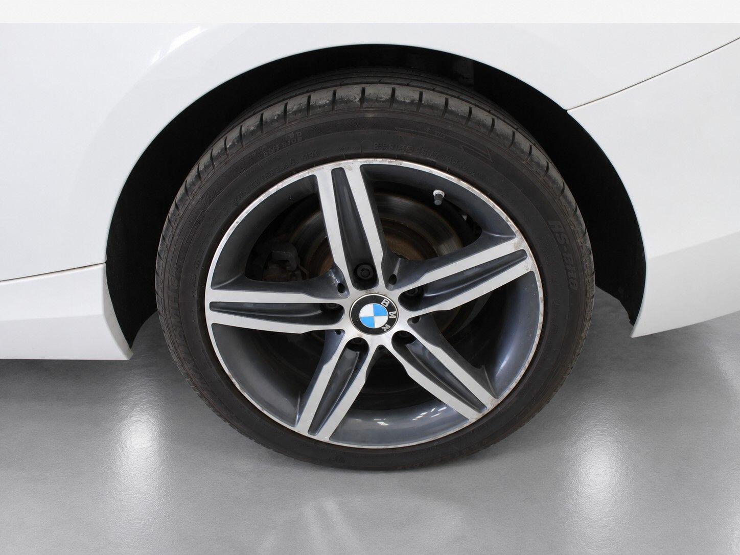 BMW 2 Series view 46