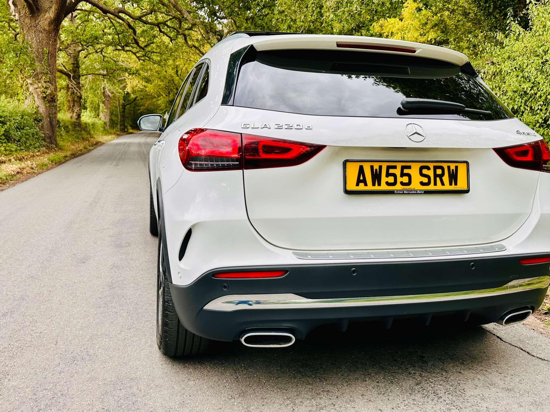Mercedes-Benz Gla view 38