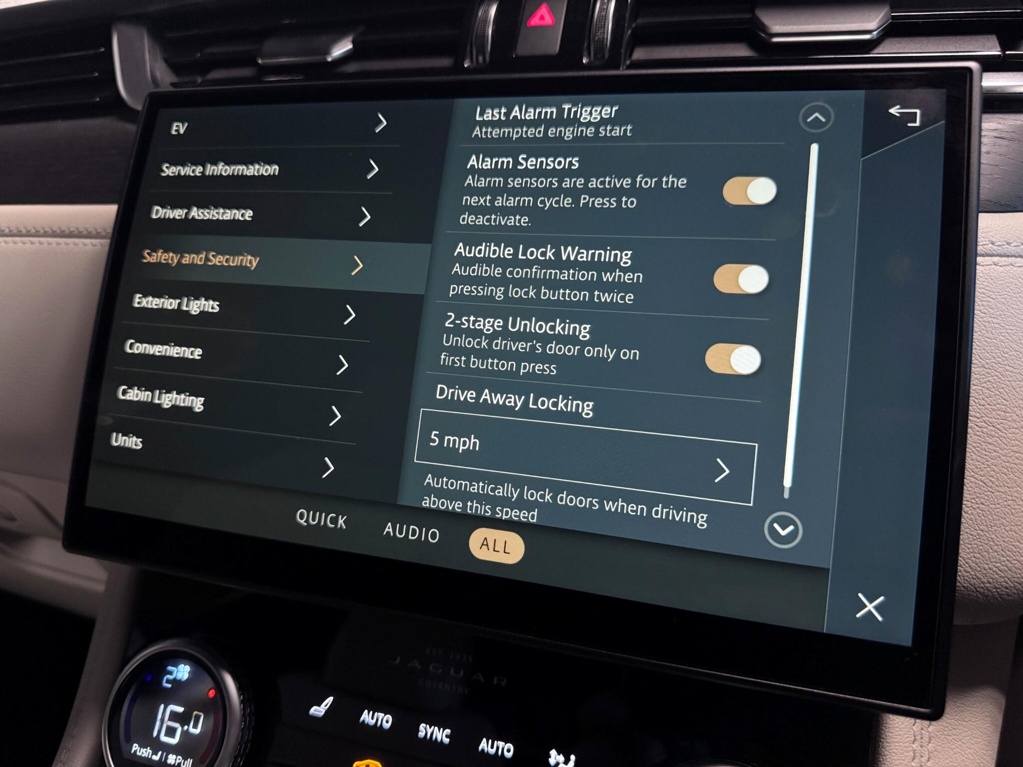 Jaguar F-Pace view 63