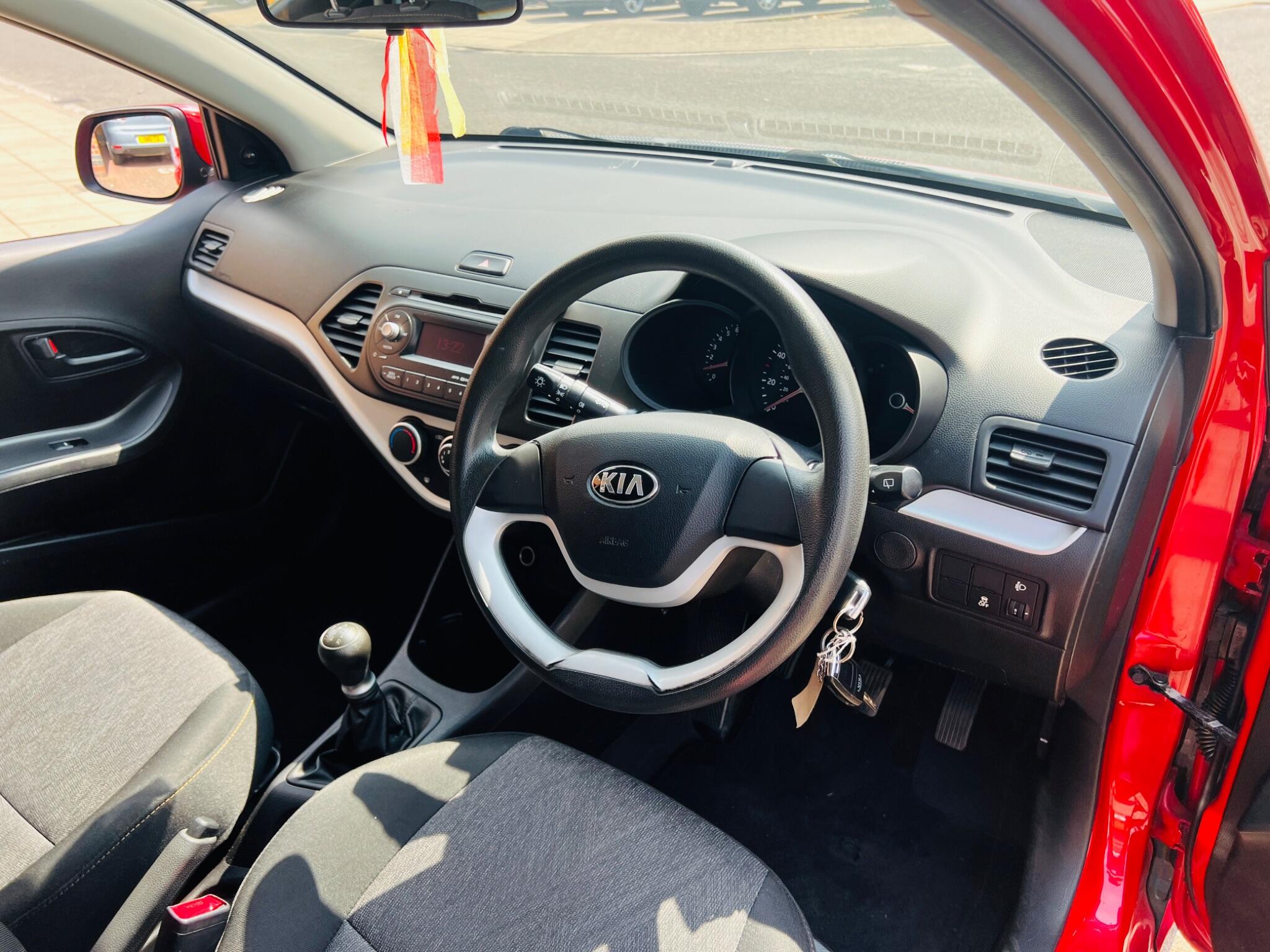 Kia Picanto view 27