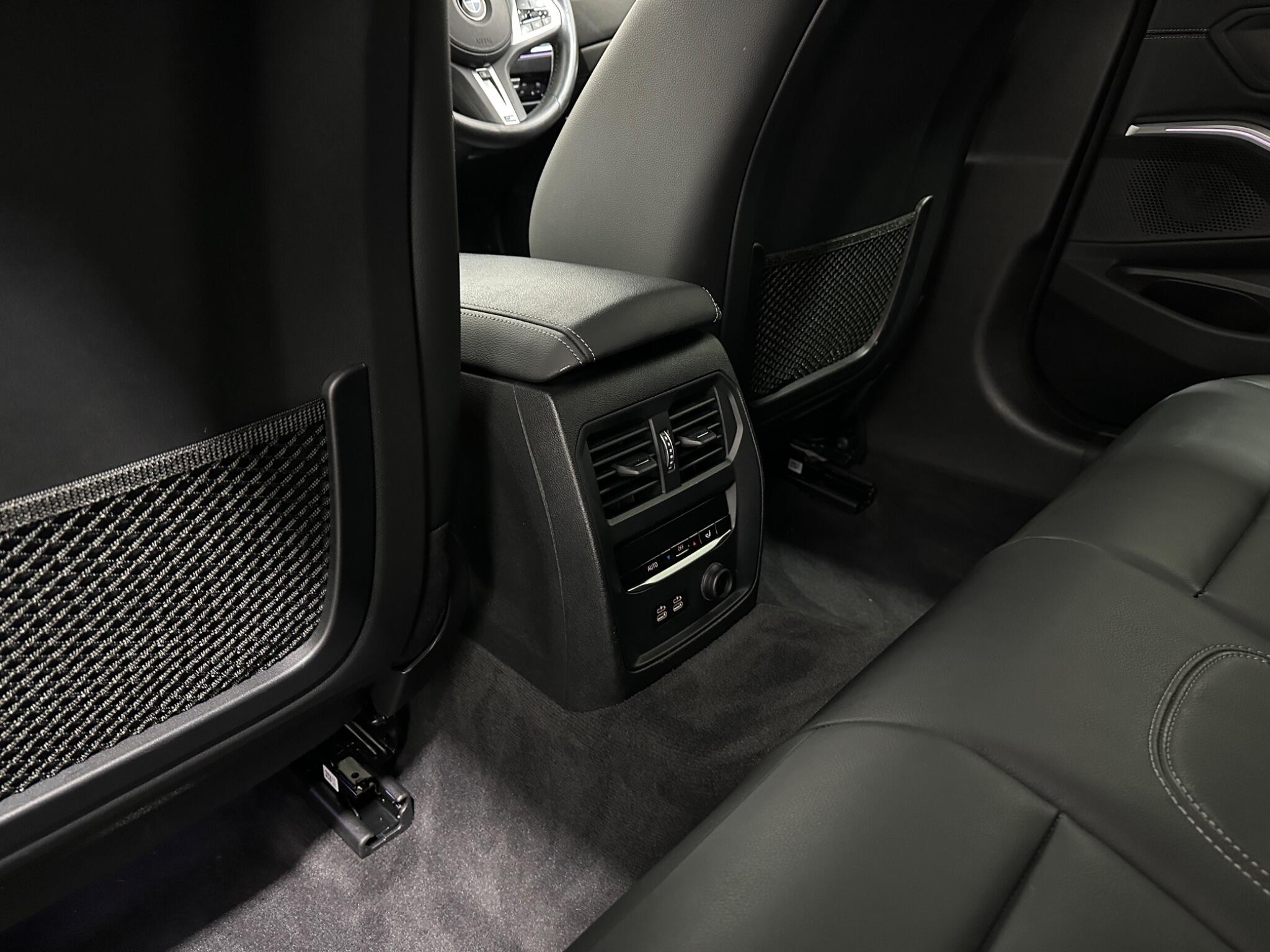 BMW 3 Series view 41