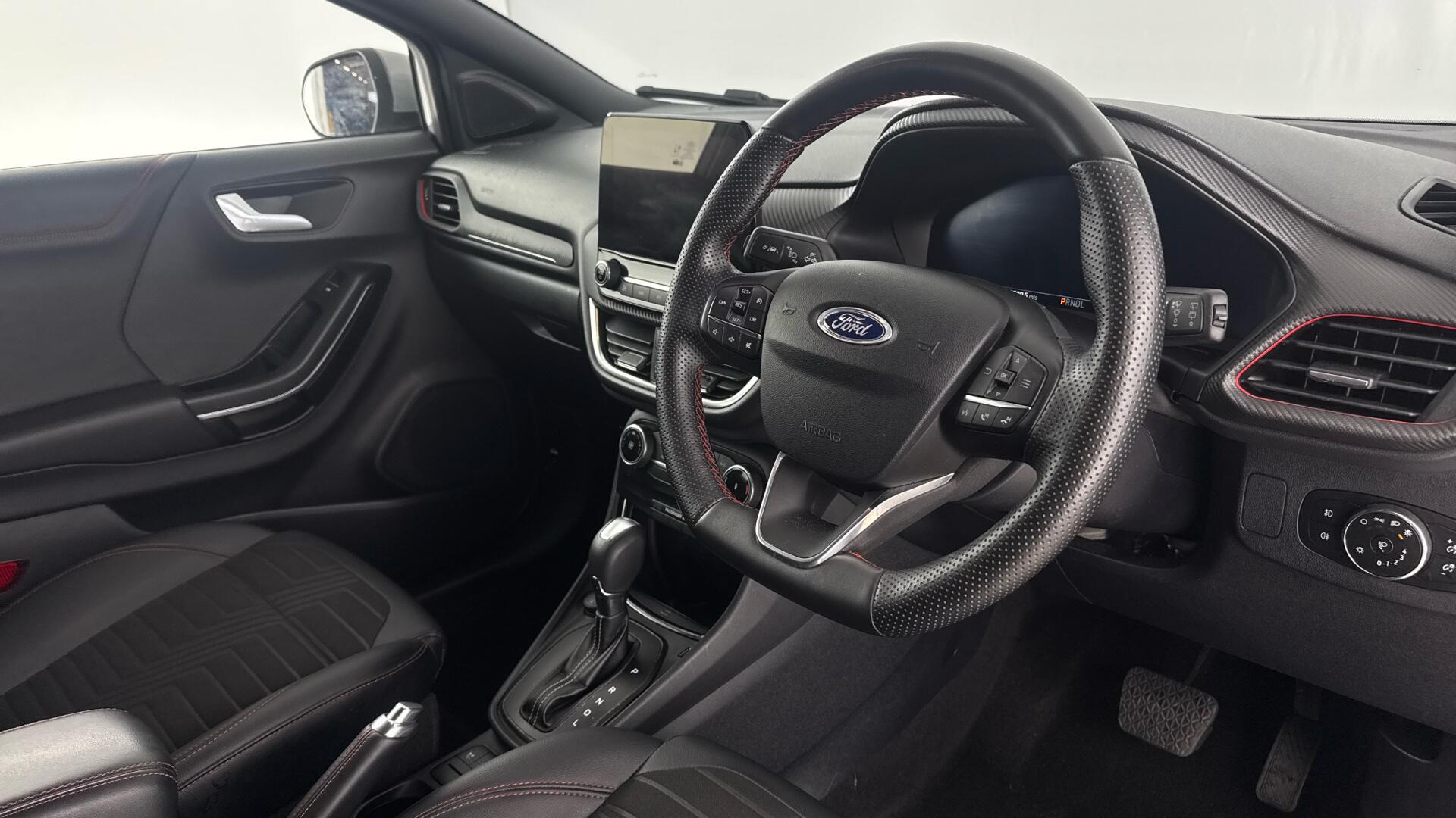 Ford Puma view 9