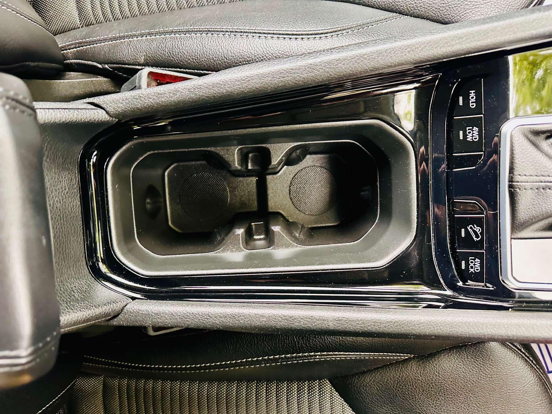 Jeep Compass view 19