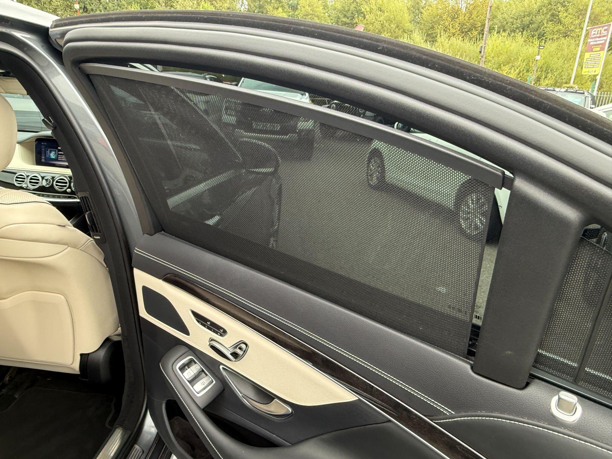 Mercedes-Benz S-Class view 27