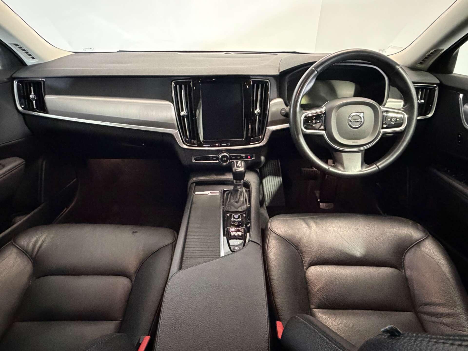Volvo V90 view 15