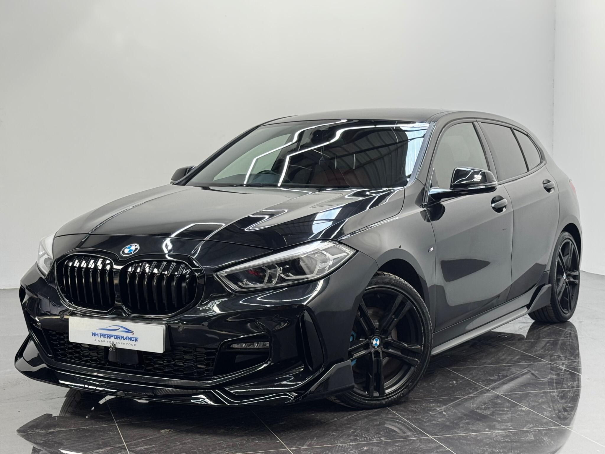 BMW 1 Series view 13