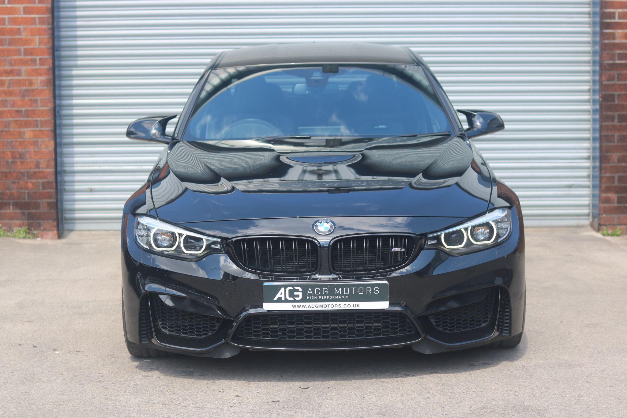 BMW M3 view 3