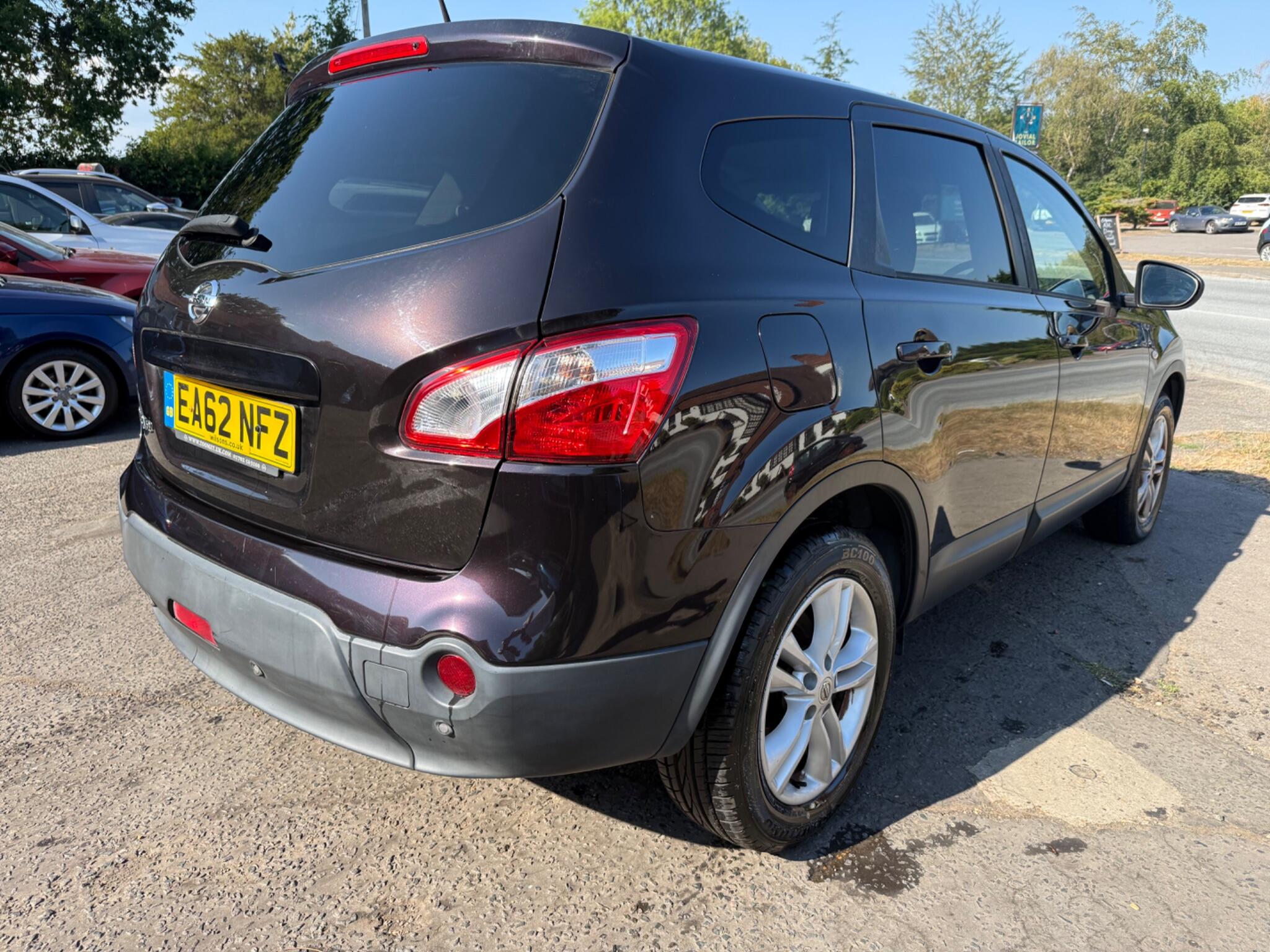 Nissan Qashqai+2 view 13