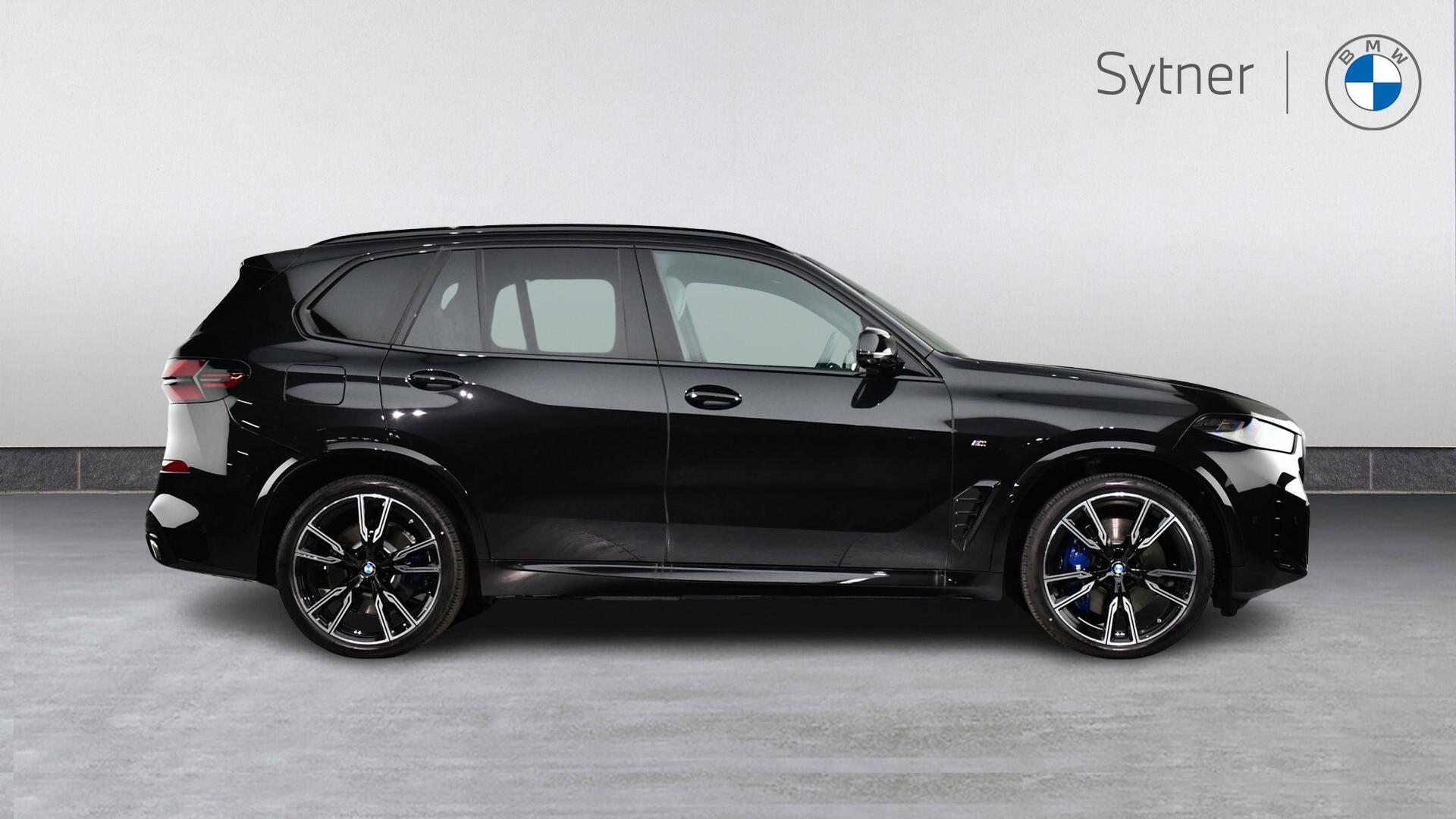 BMW X5 view 3