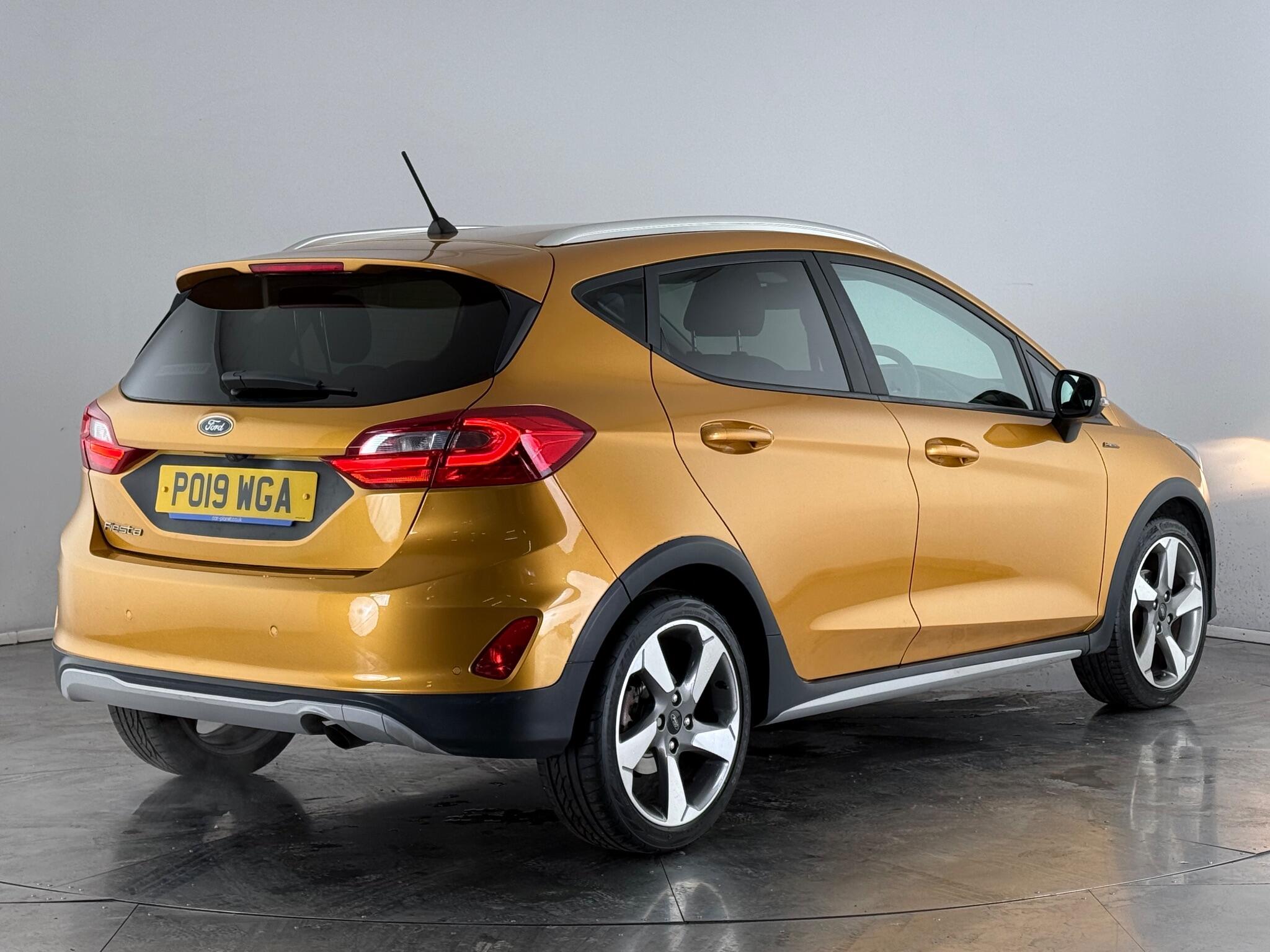Ford Fiesta view 7