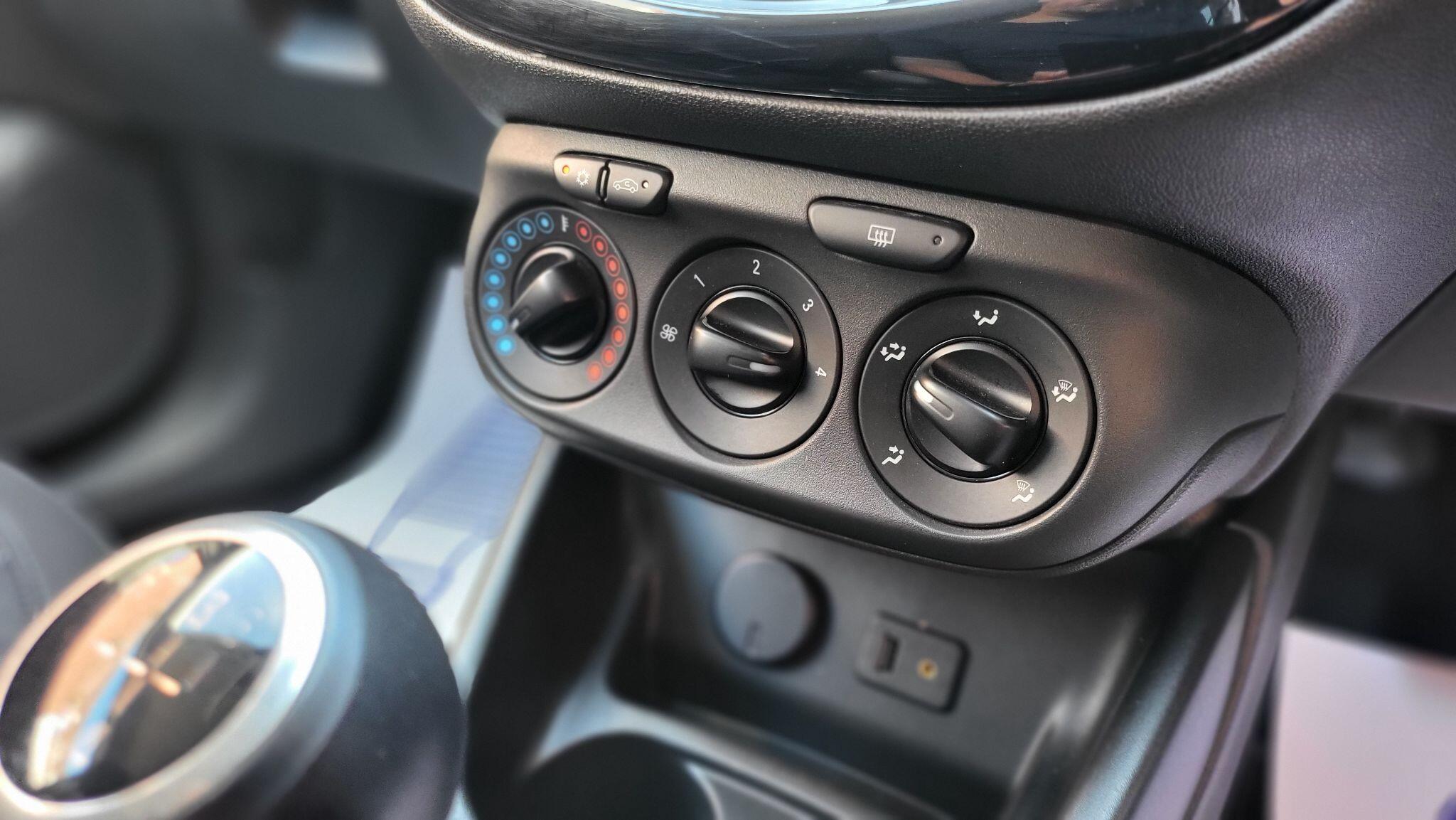 Vauxhall Corsa view 26