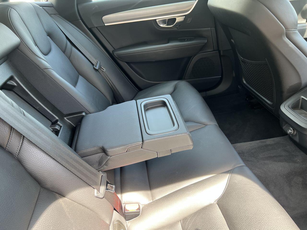 Volvo V90 view 23