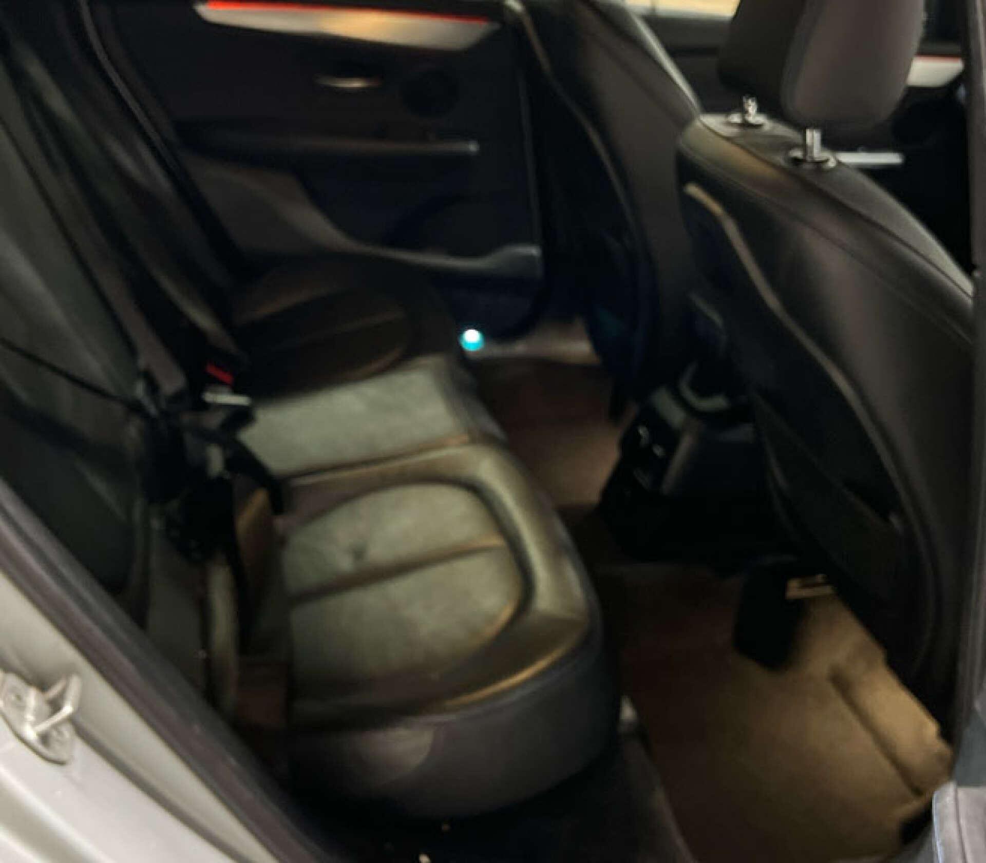 BMW 2 Series view 5