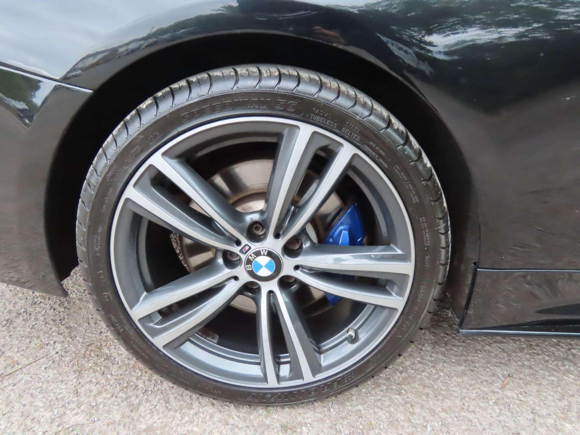 BMW 4 Series view 12