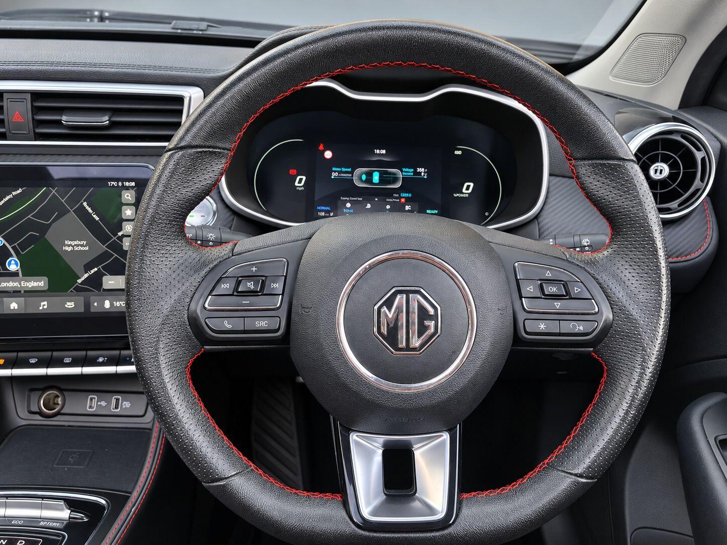 MG ZS view 27