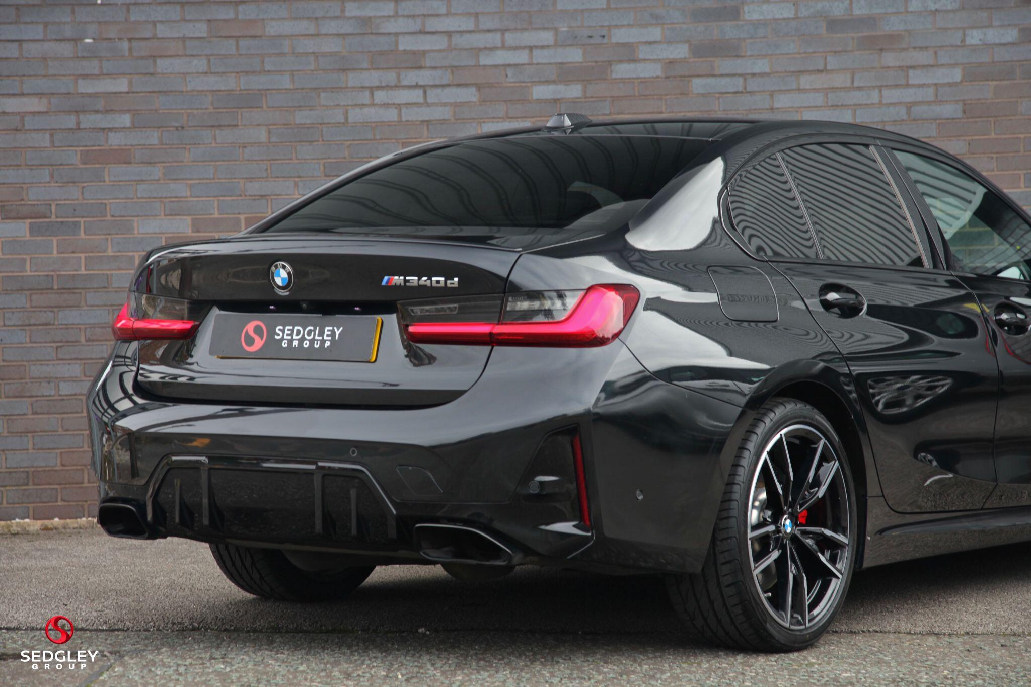 BMW 3 Series view 12