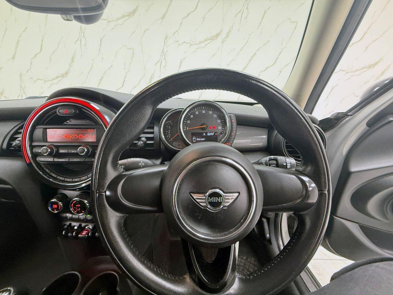 Mini Hatch view 19