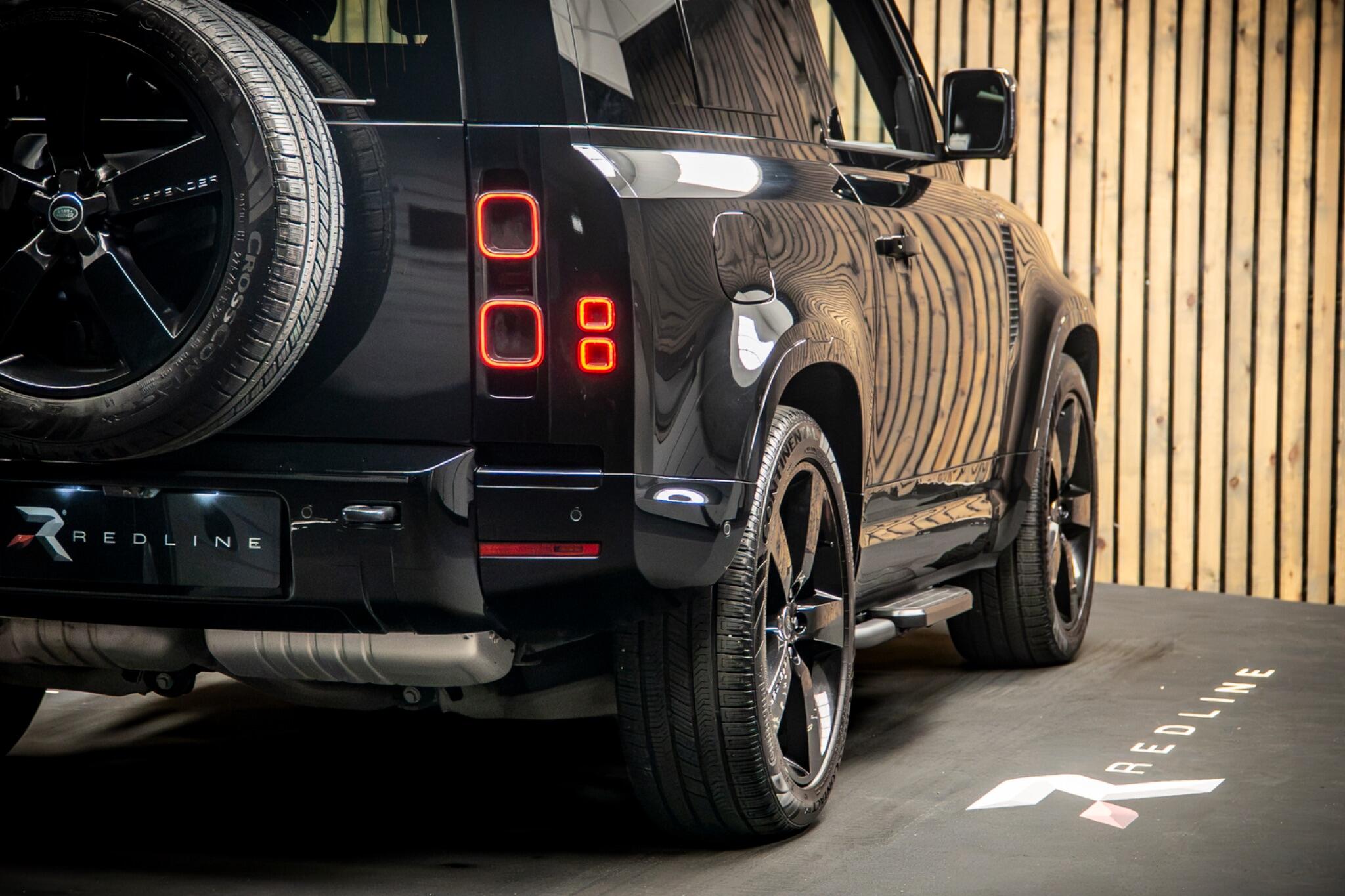 Land Rover Defender view 21