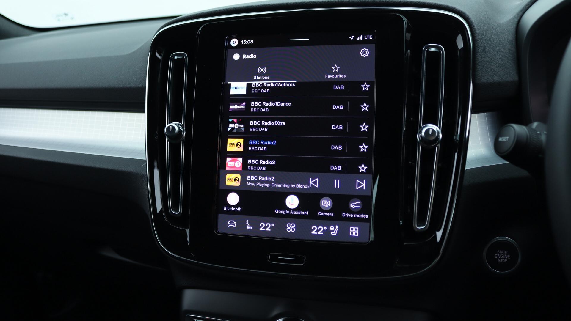 Volvo XC40 view 33
