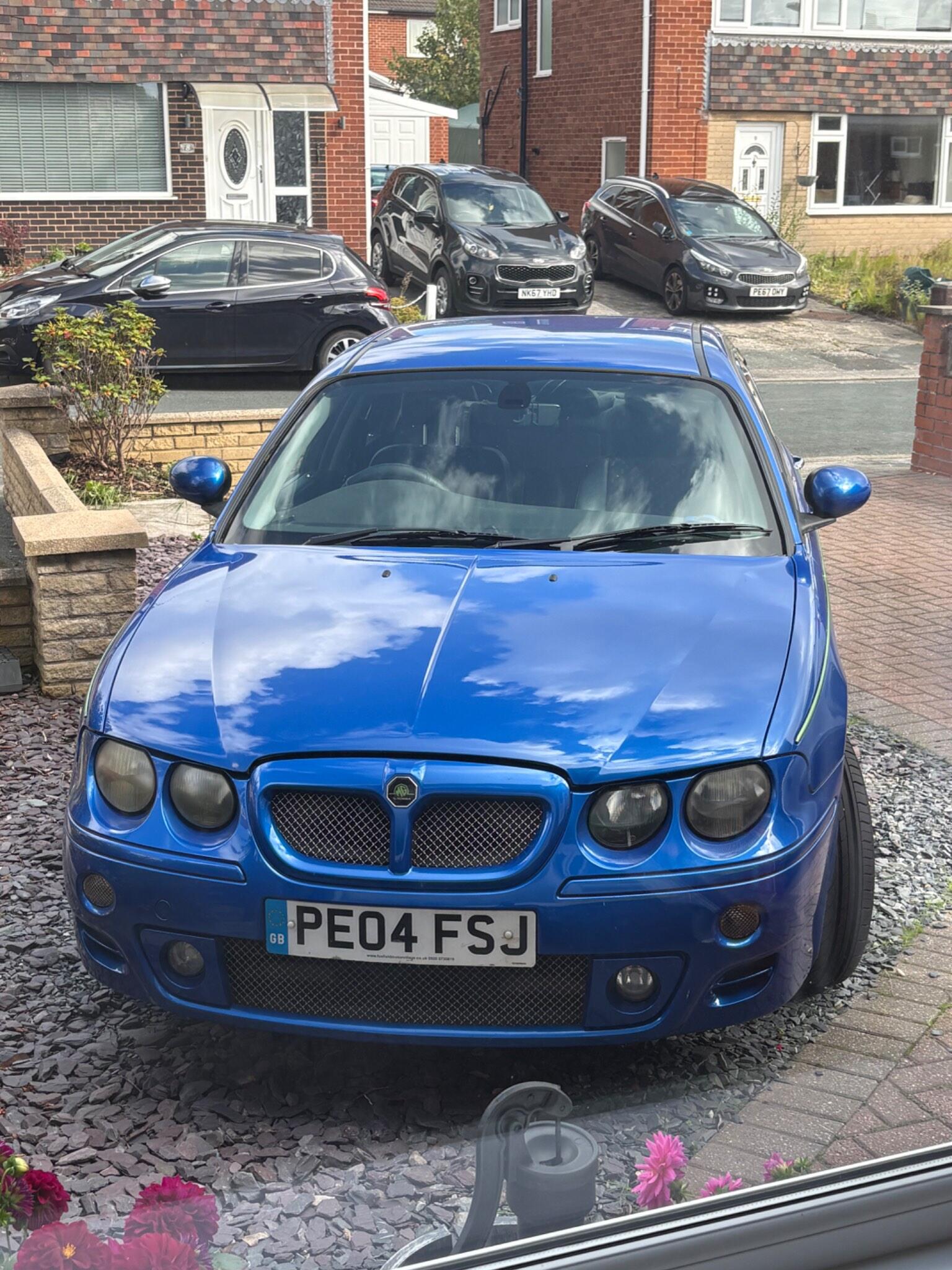 MG ZT